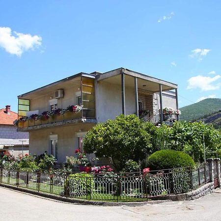 Cvijetna Oaza Apartment Trebinje Exterior photo