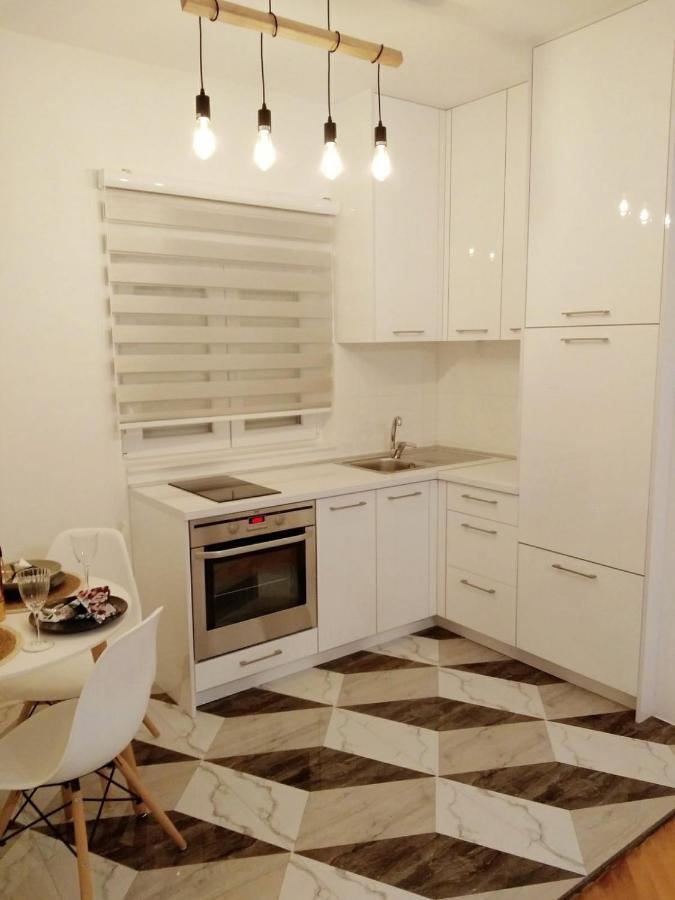 Cvijetna Oaza Apartment Trebinje Exterior photo